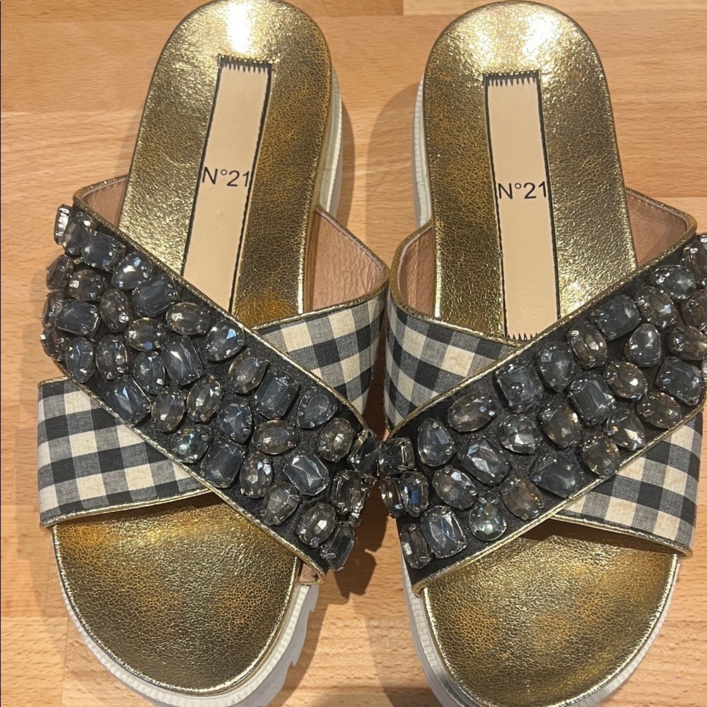 No. 21 Gold and Black Checkered Embellished Sandals